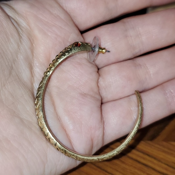 3 pc Gold serpent set 🐍 - Picture 4 of 7